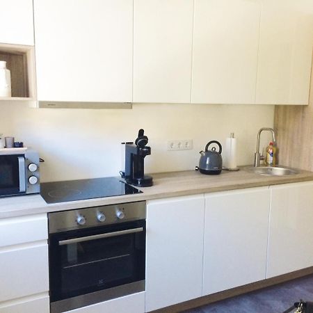 Apt Tennis Prime Location, Parking, Near Beach, Self Check-In Apartment Opatija Exterior photo